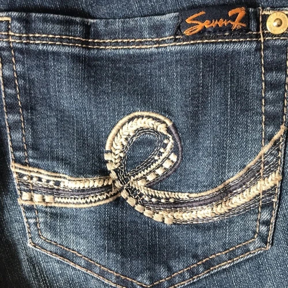 Seven7 jean shorts size 8